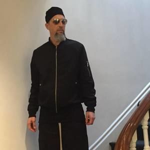 Meet your Posher, Tommy